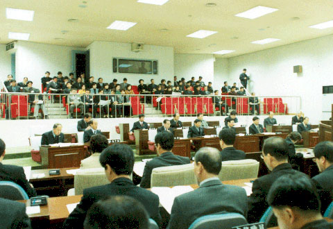 본회의장 방청 모습(2002. 11. 25 ▷ 제116회 제2차 정례회 제1차 본회의)