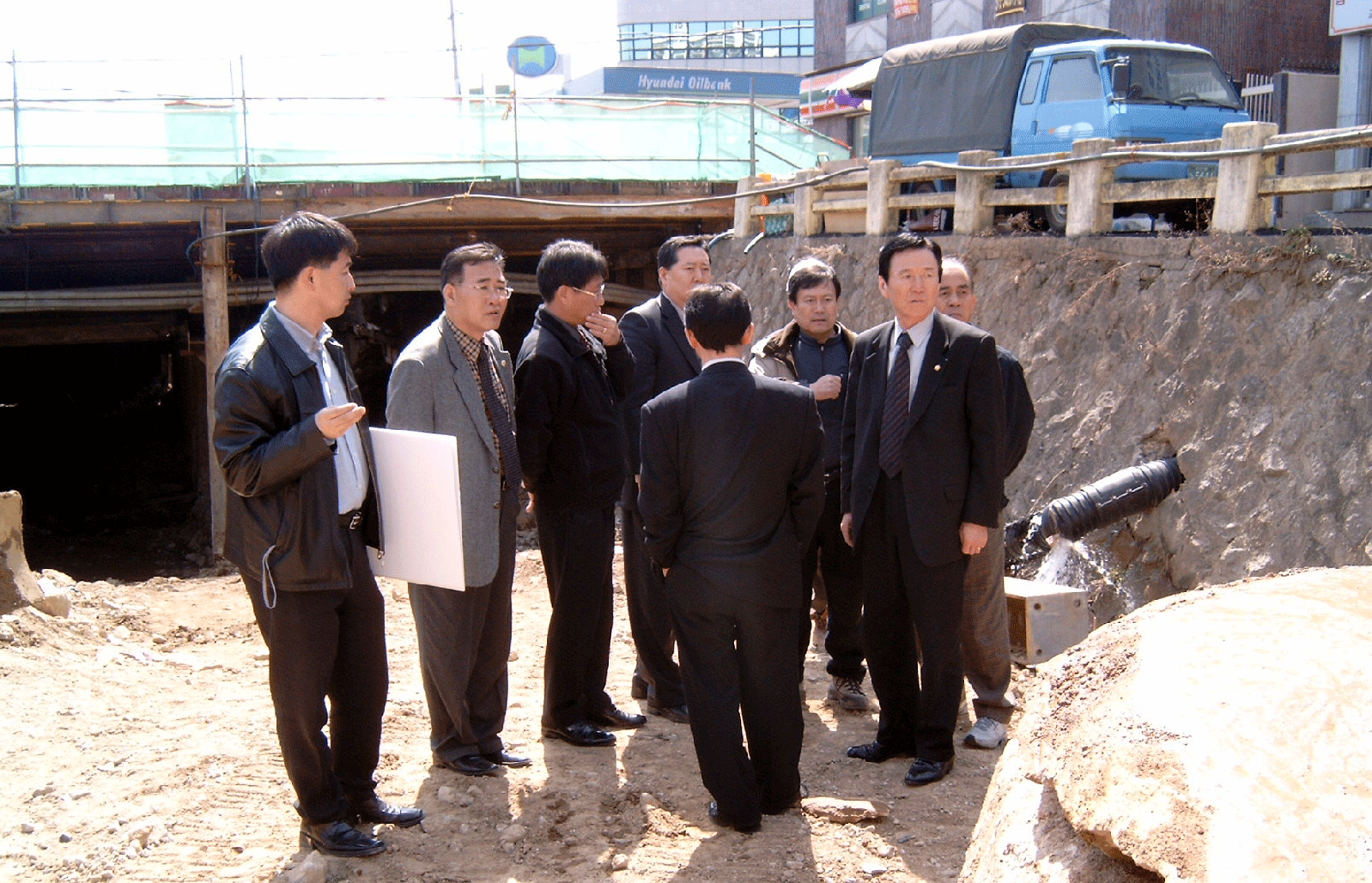 남산동 하천정비 현장 방문 ▷ 사회도시위원회(2004. 3.12)