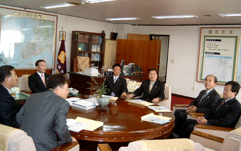 기획총무위원회 타시도 의회 방문(목포시의회) ▷ 2004.11. 2.